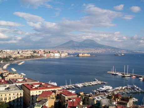 Почему стоит покупать недвижимость у моря в Италии